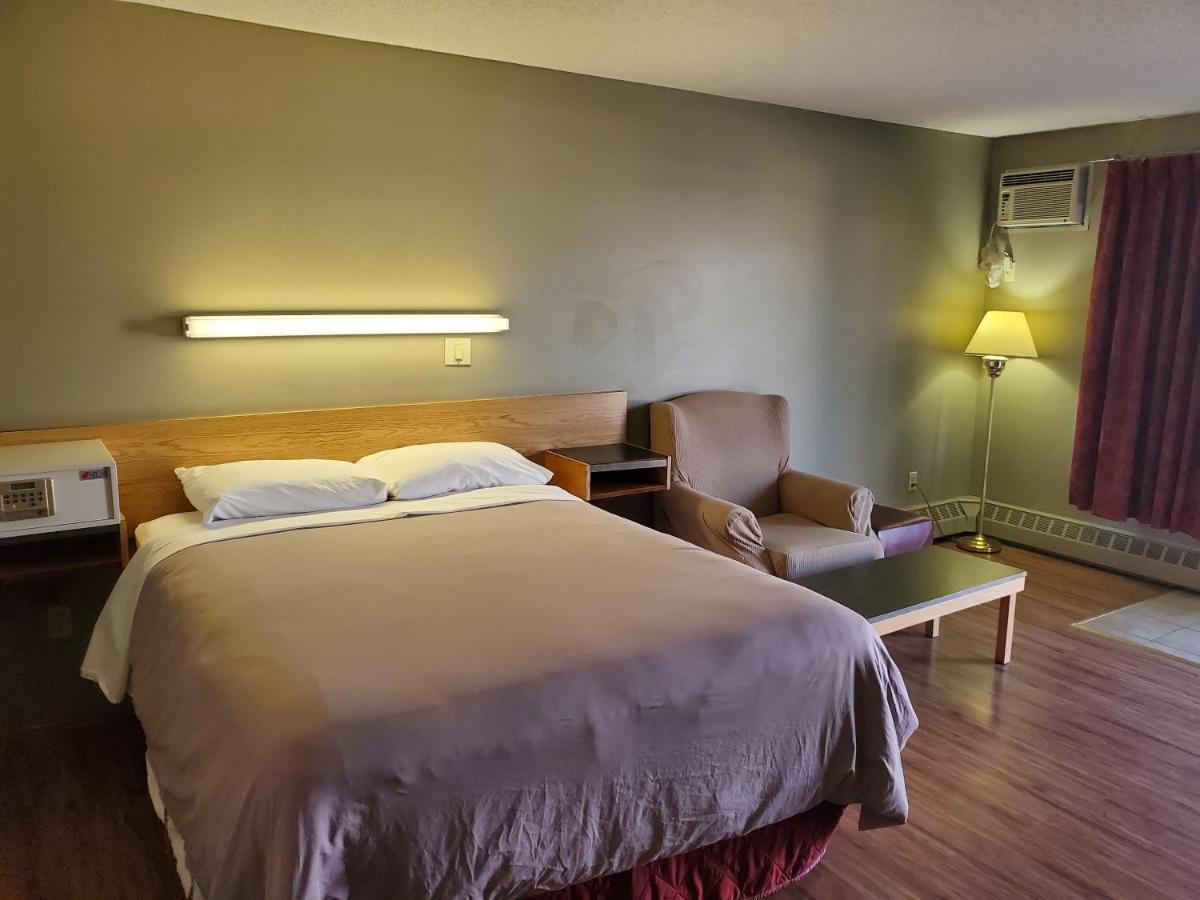 Stars Inn - Motel Fort Saskatchewan Екстер'єр фото
